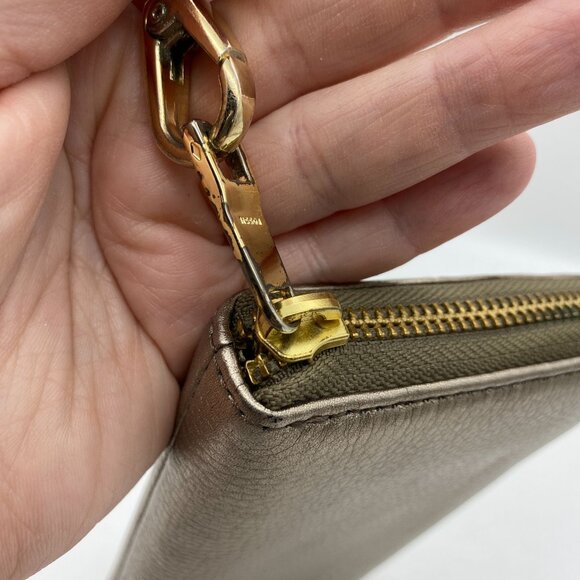 Fossil pebbled leather rose gold zip around wallet wristlet - Picture 4 of 9